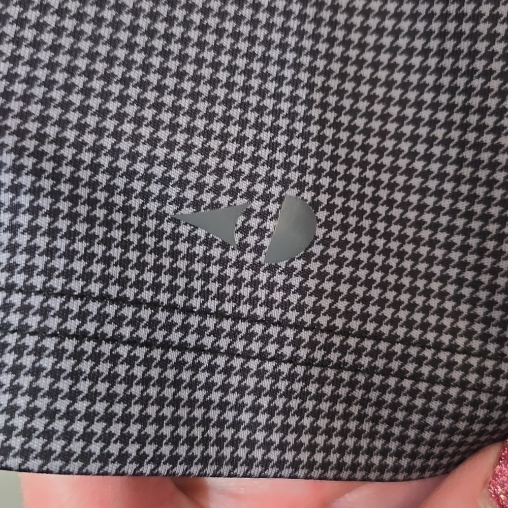 GRANDSLAM MENS XL GREY HOUNDSTOOTH POLO IN EXCELLENT CONDITION - Picture 3 of 5